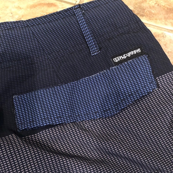 Ocean Current board shorts - Picture 8 of 10